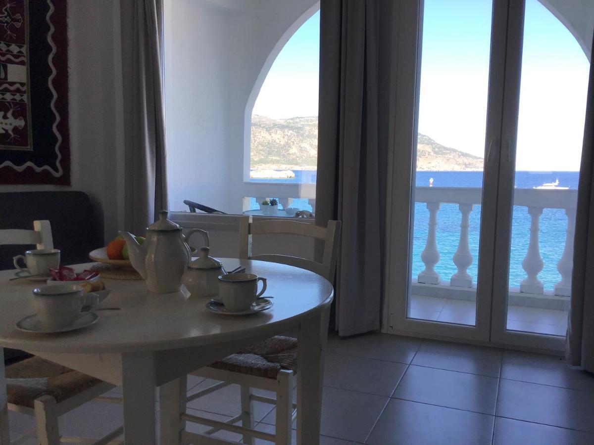 Mimis & Connie 1 Apartment Karpathos Town  Exterior photo